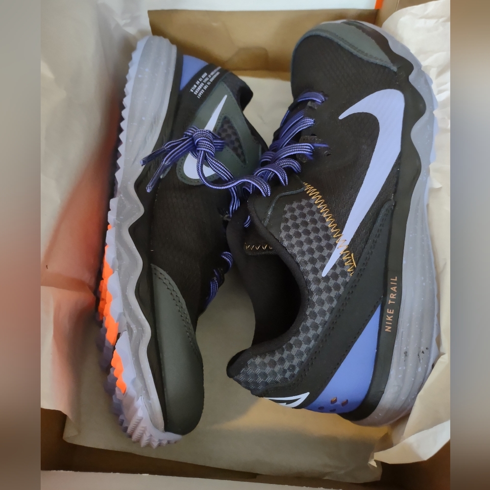 Women's Nike shoes
